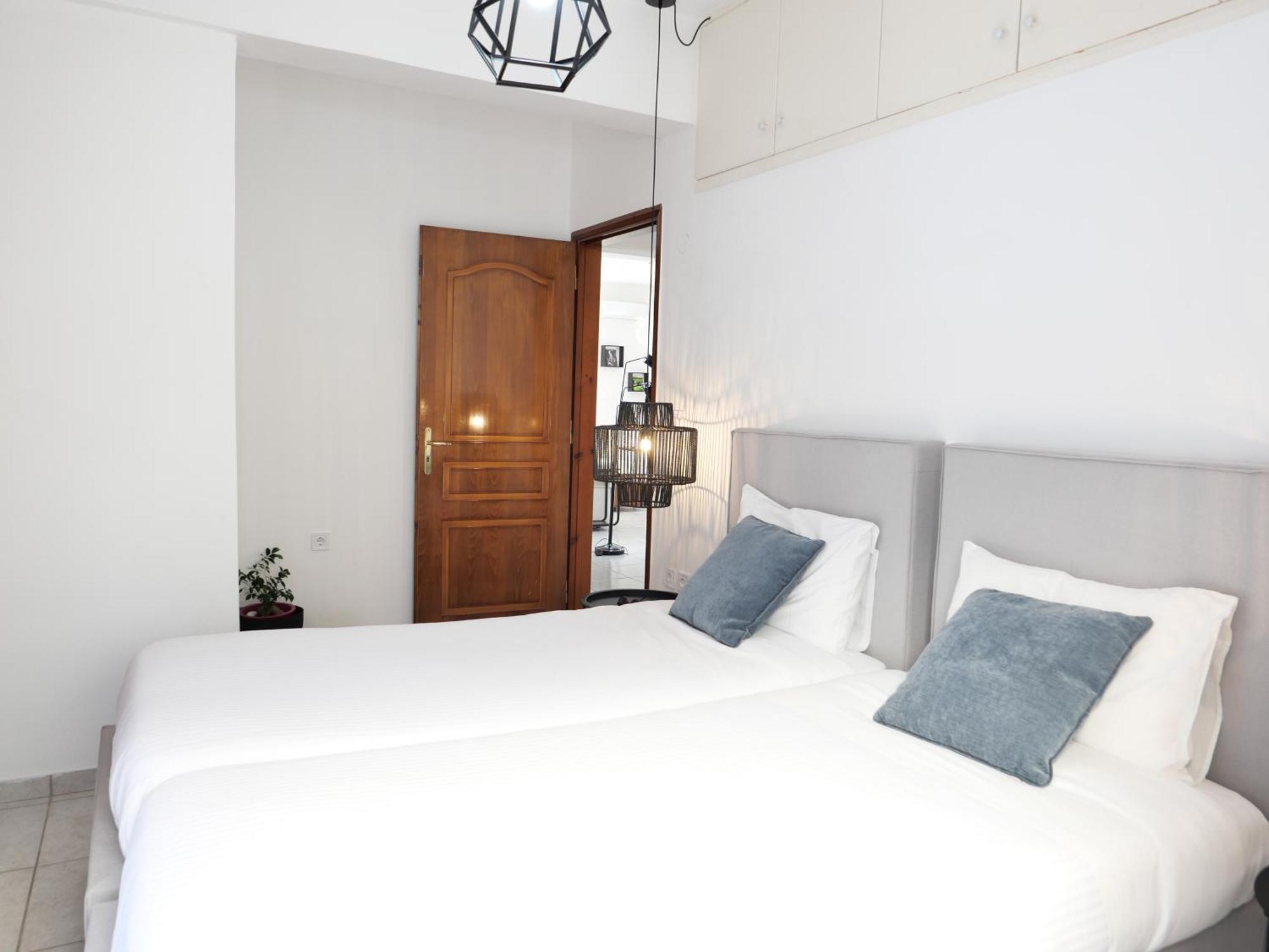 Chania Locals Flat Екстериор снимка